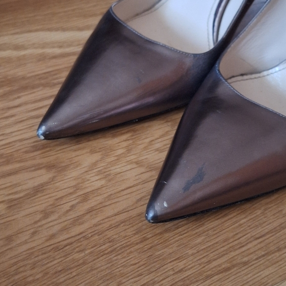 Prada Metallic Pointy Toe Pump Gold 37 TLC - Picture 2 of 12
